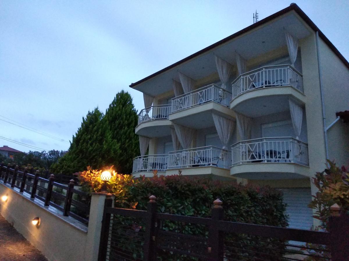 Seapaint Studios 波利克罗诺 外观 照片